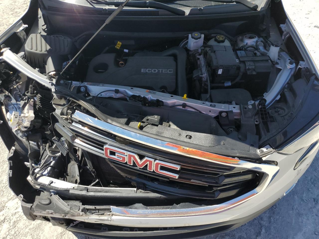 2020 GMC Terrain - Image 12