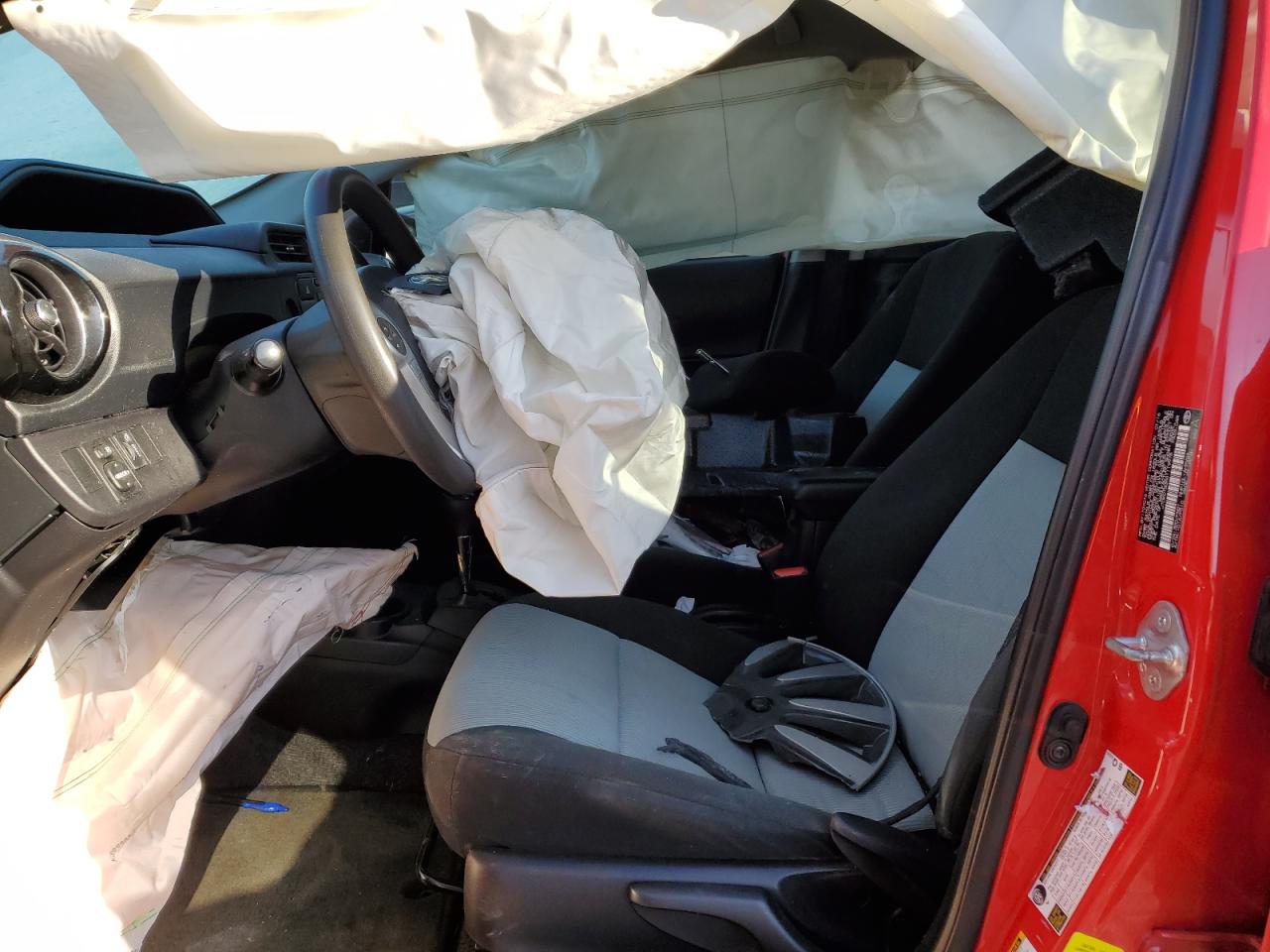 JTDKDTB35G1119978 TOYOTA PRIUS 2016