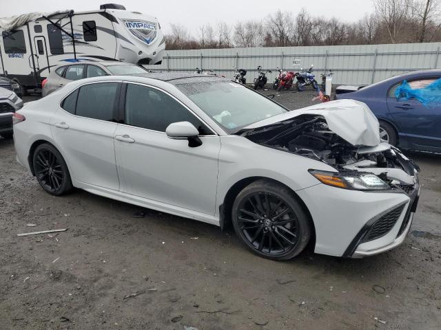  TOYOTA CAMRY 2024 White