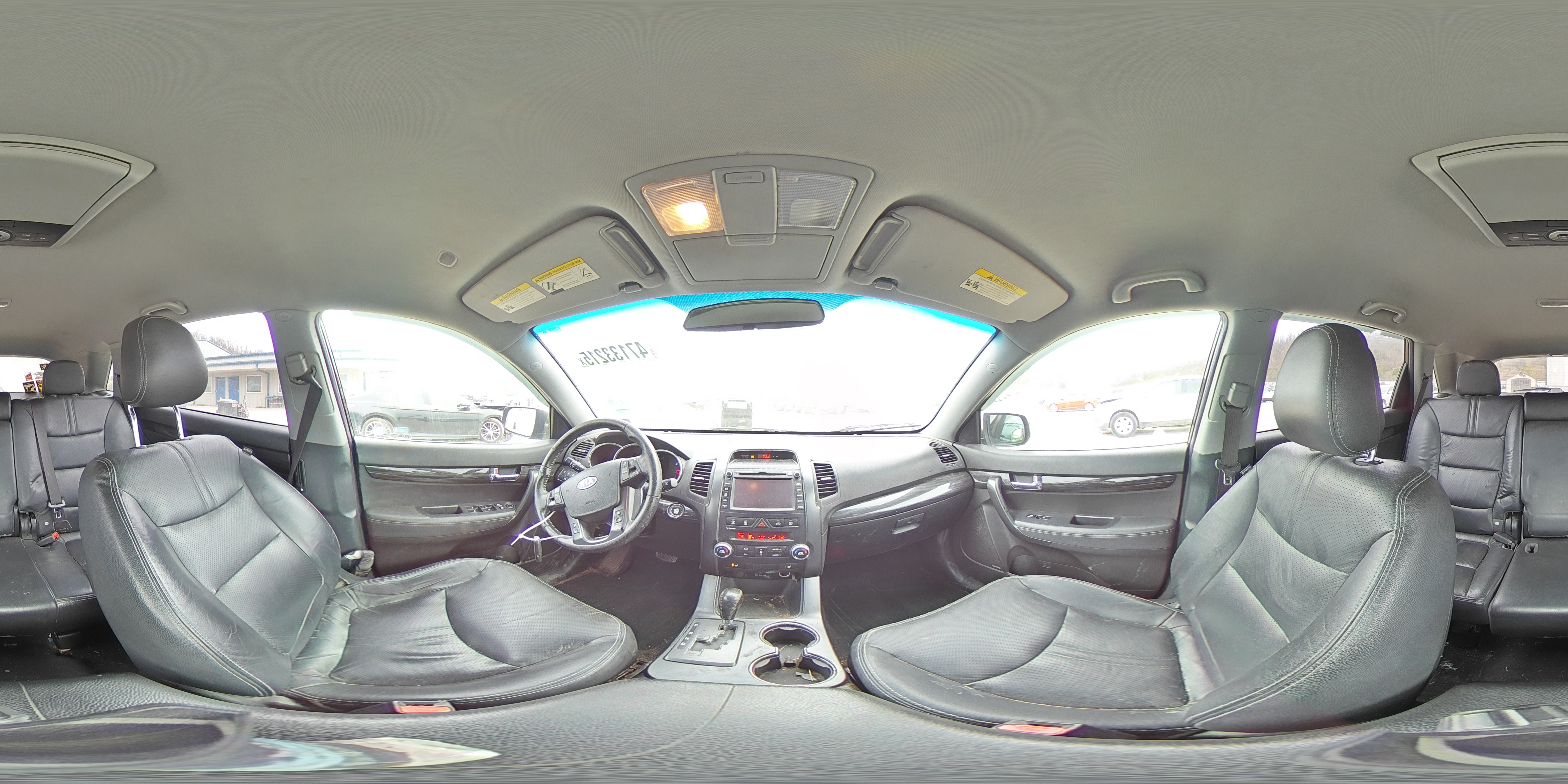 2011 Kia Sorento - Image 13
