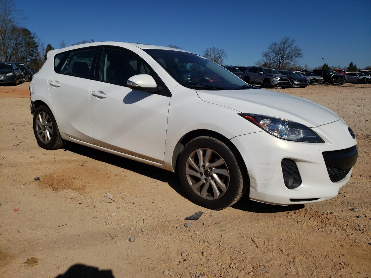 2013 Mazda 3 - Image 4