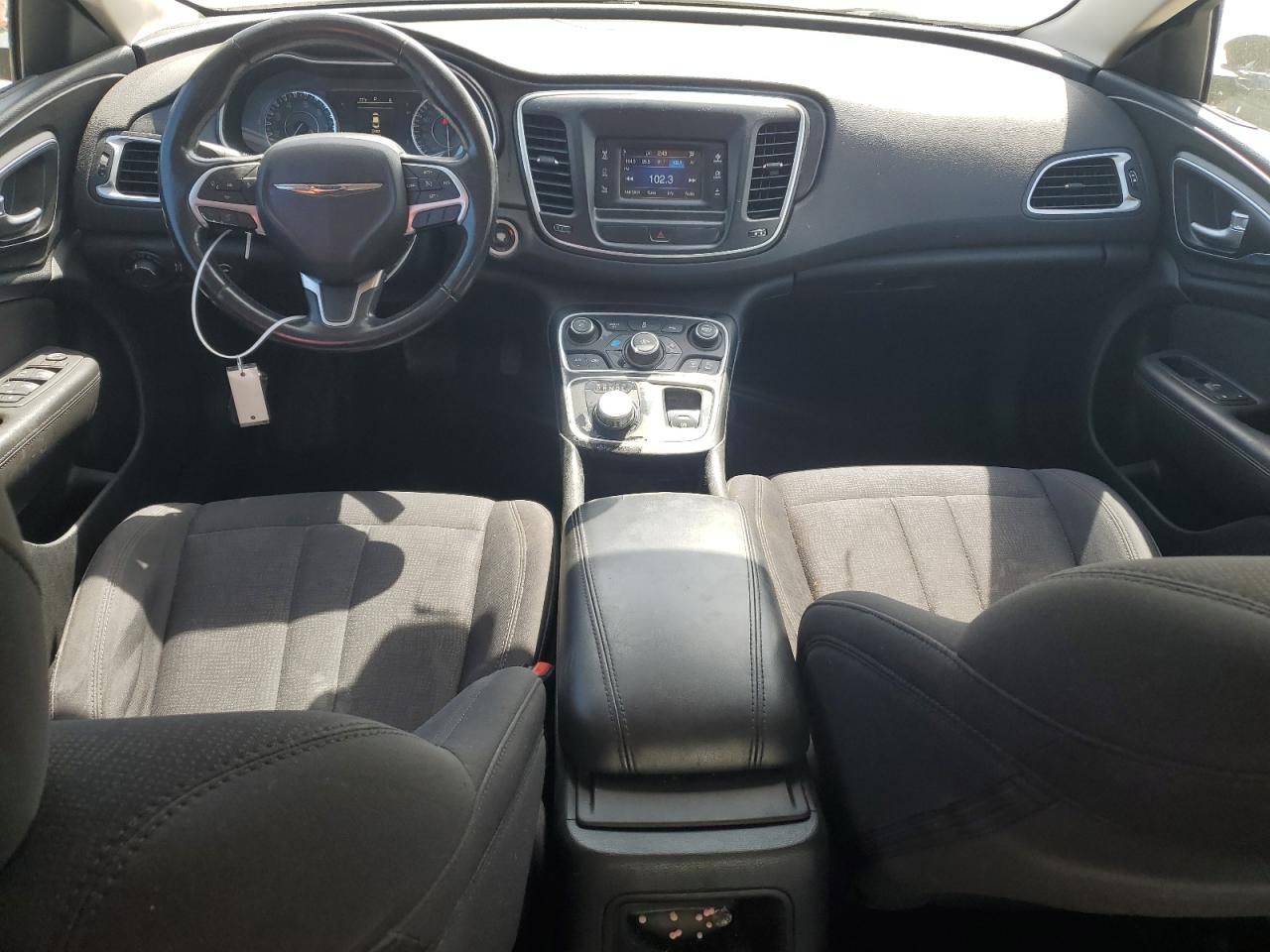2015 Chrysler 200 - Image 8