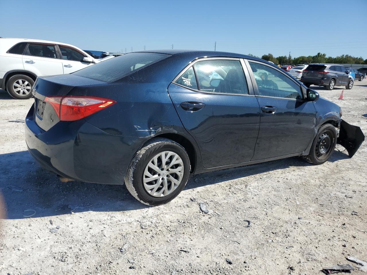 2018 Toyota Corolla - Image 3