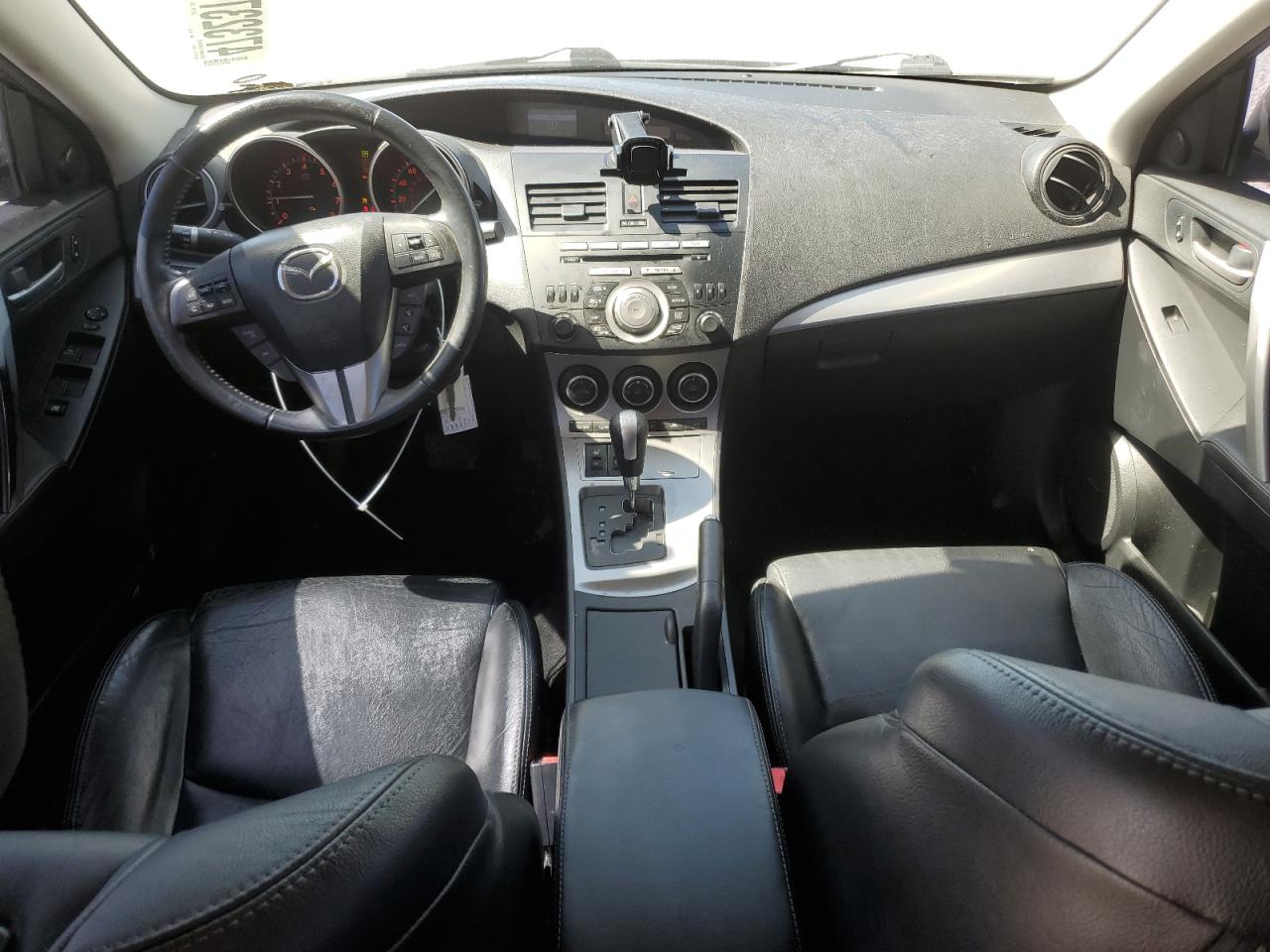 2010 Mazda 3 - Image 8