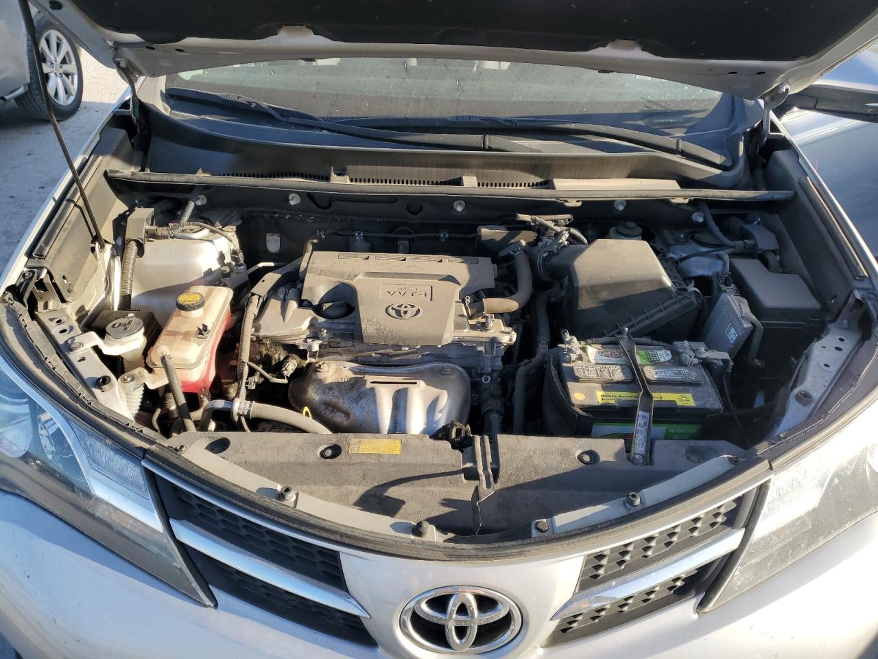 2013 Toyota RAV 4 - Image 12