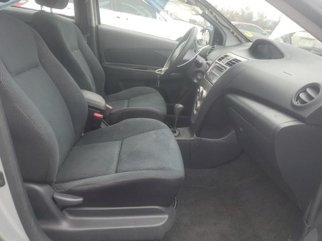  TOYOTA YARIS 2012 Srebrny