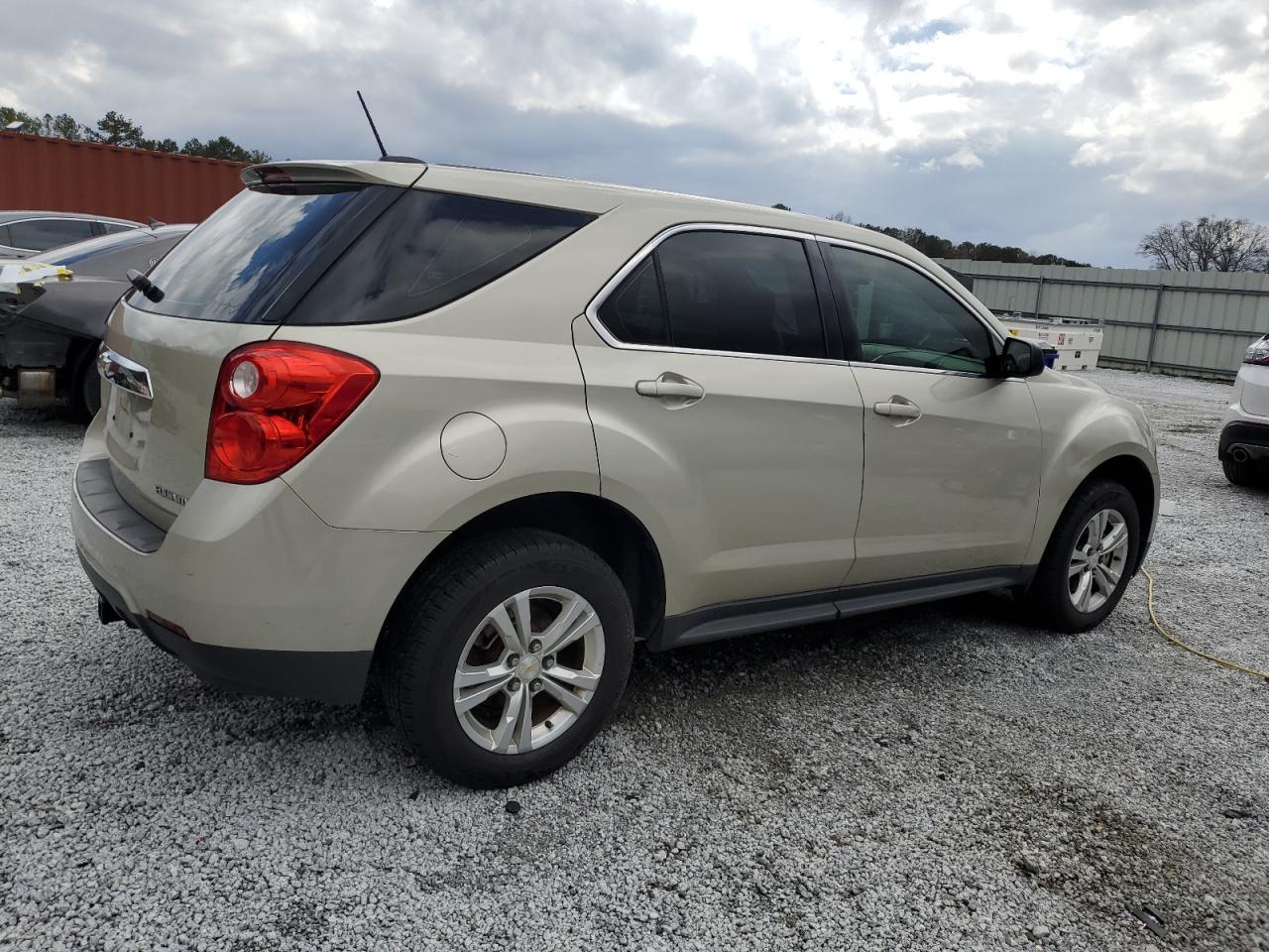 2015 Chevrolet Equinox - Image 3
