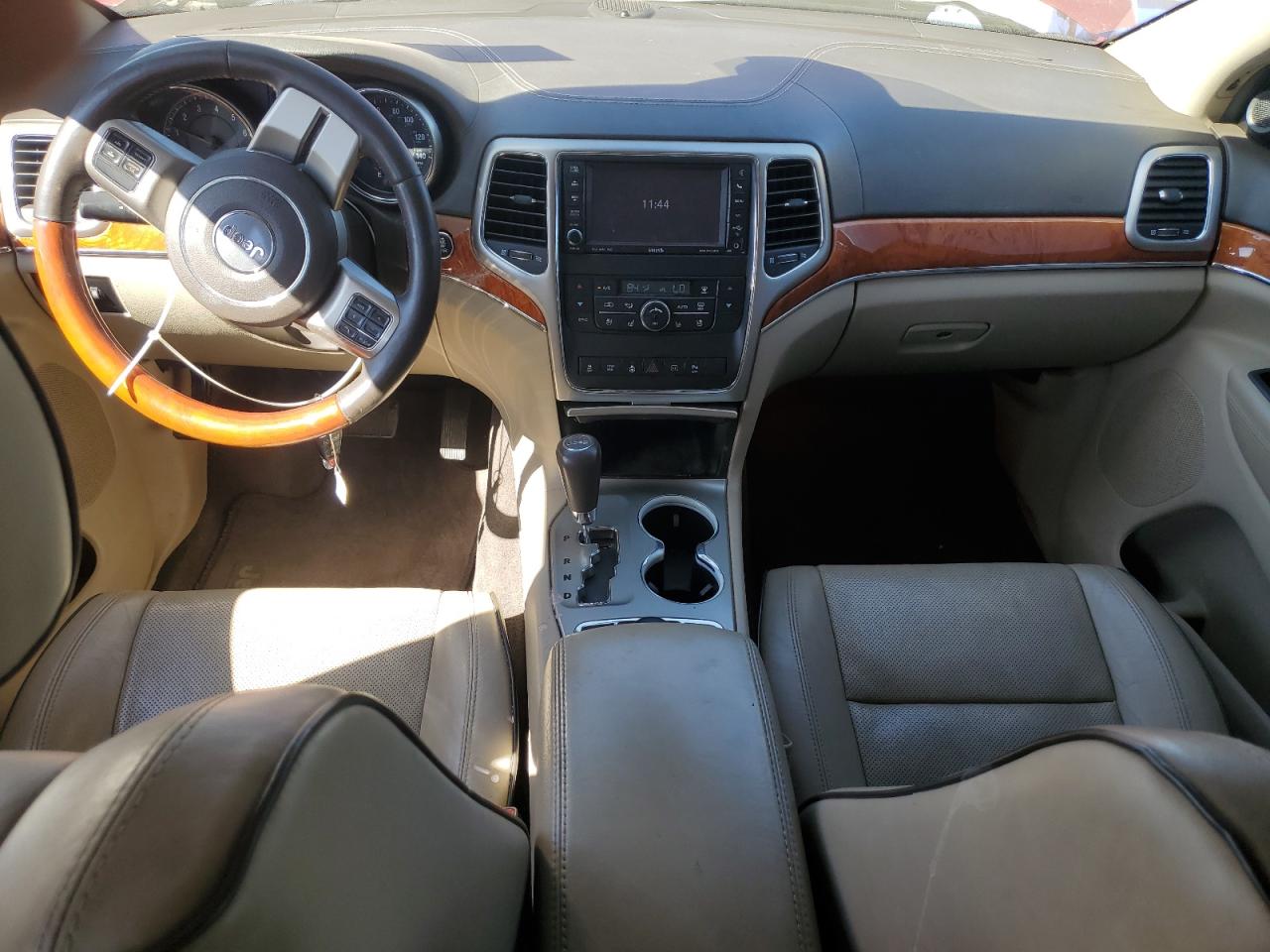 2012 Jeep Grand Cherokee - Image 8
