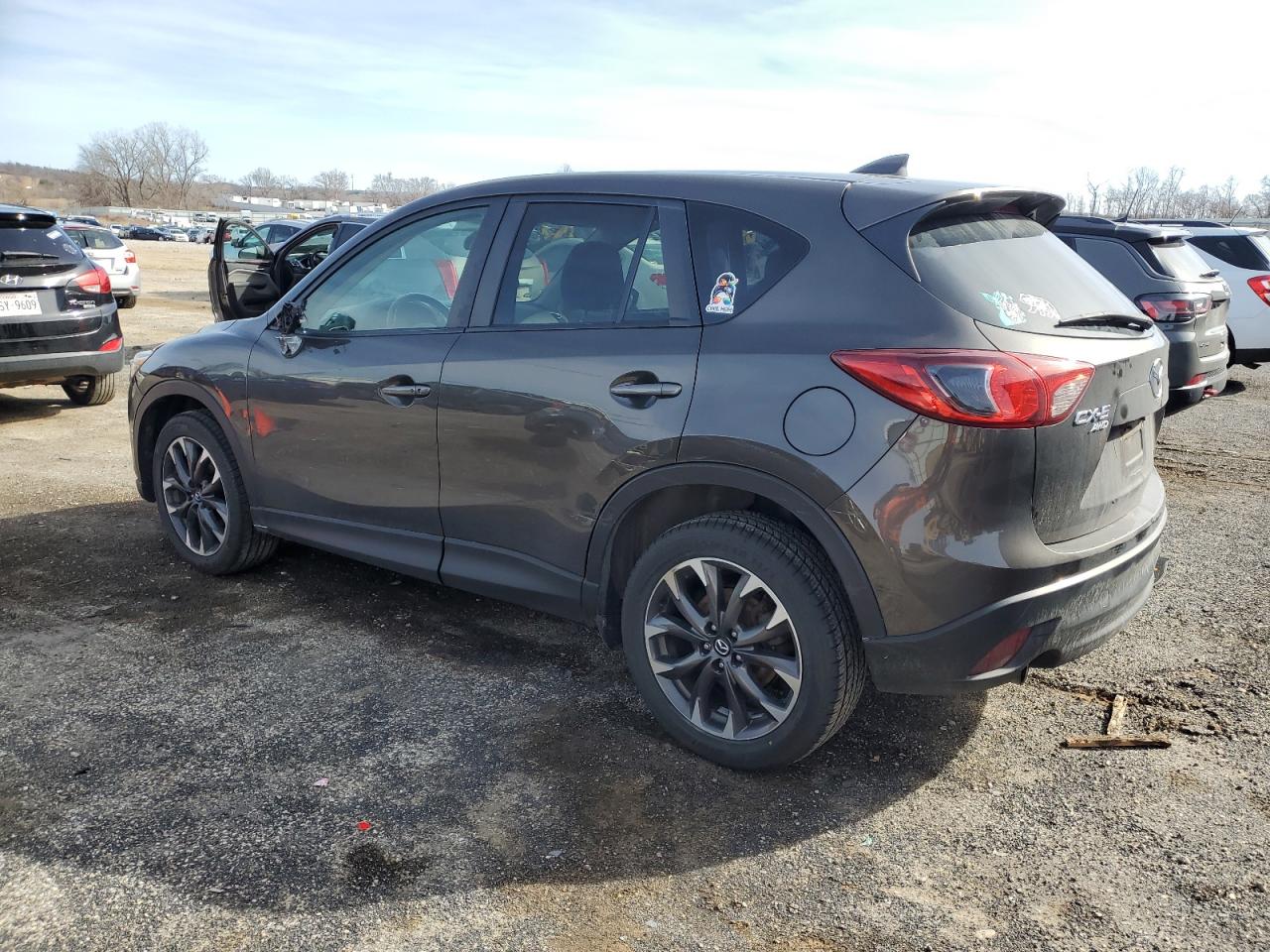 2016 Mazda CX-5 - Image 2