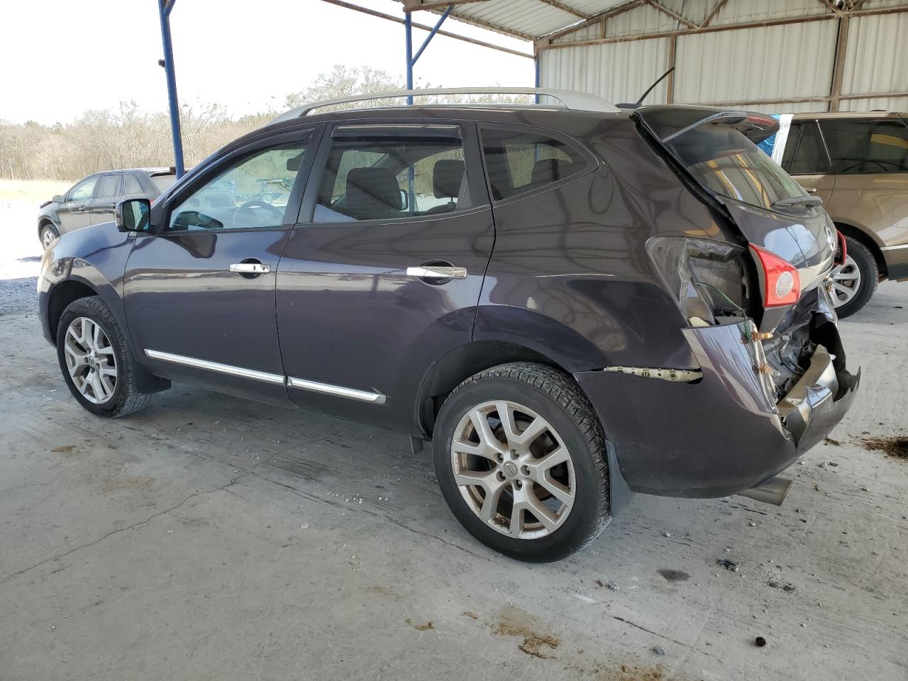 2013 Nissan Rogue - Image 2