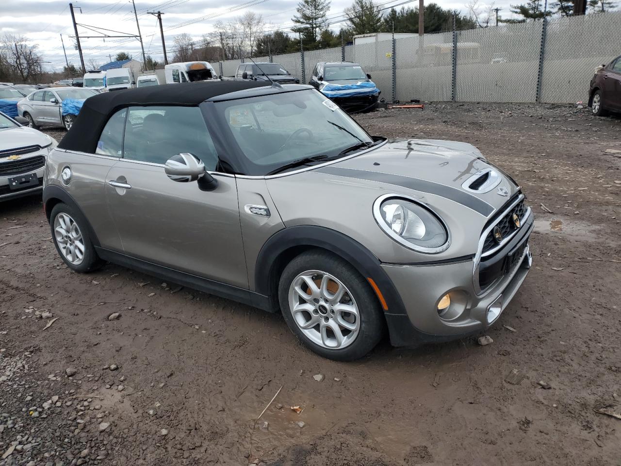 2017 MINI Cooper - Image 4