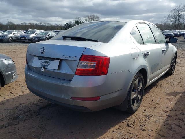 2015 SKODA OCTAVIA SE