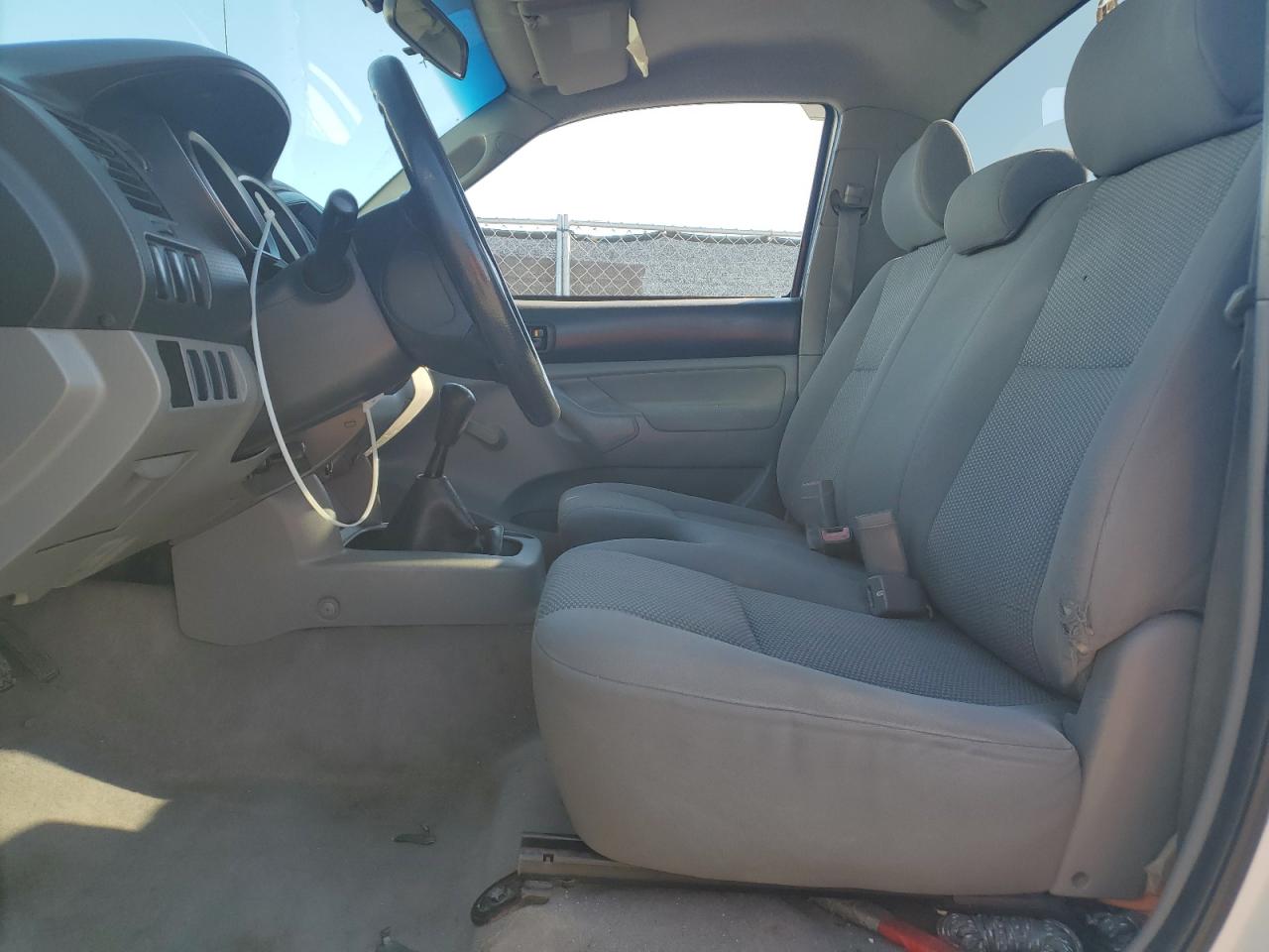 2005 Toyota Tacoma - Image 7