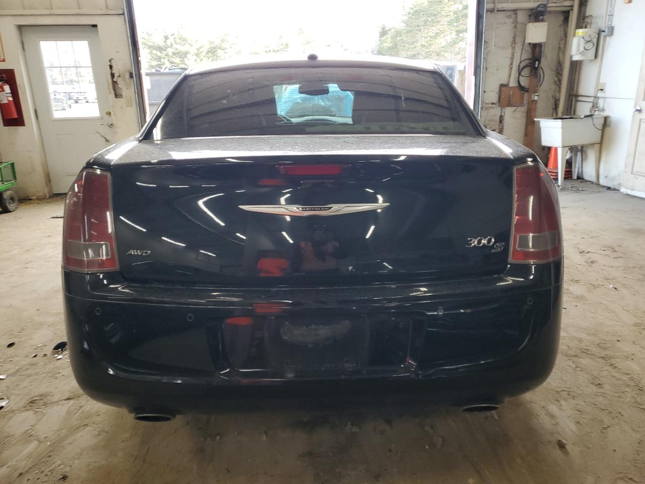 2012 Chrysler 300 - Image 6