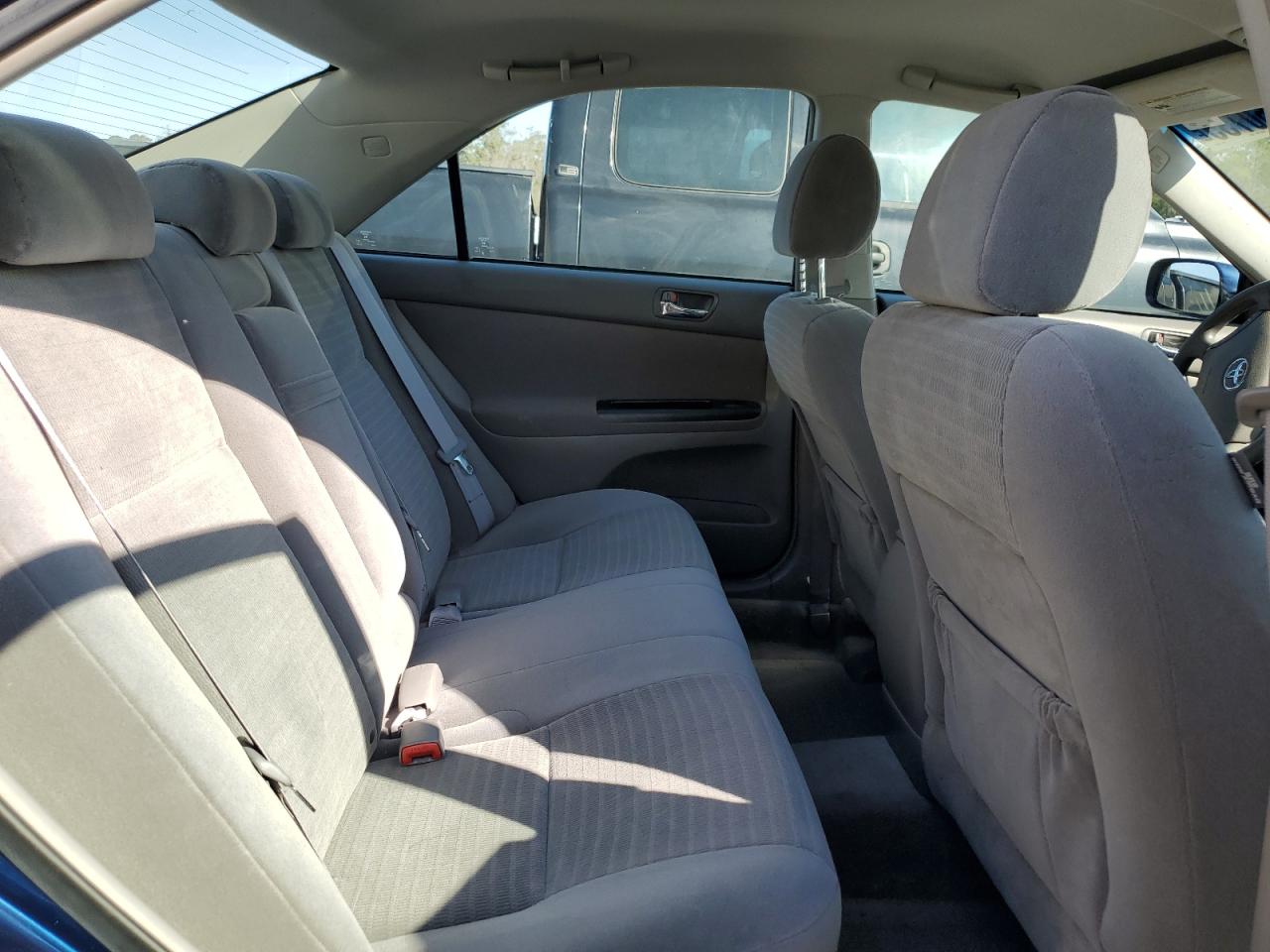 2006 Toyota Camry - Image 10