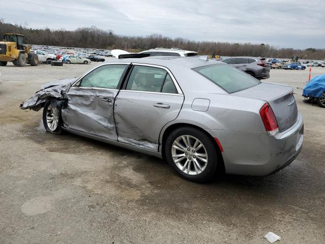  CHRYSLER 300 2017 Srebrny