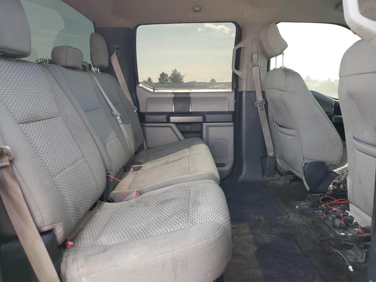 2016 Ford F-150 - Image 10