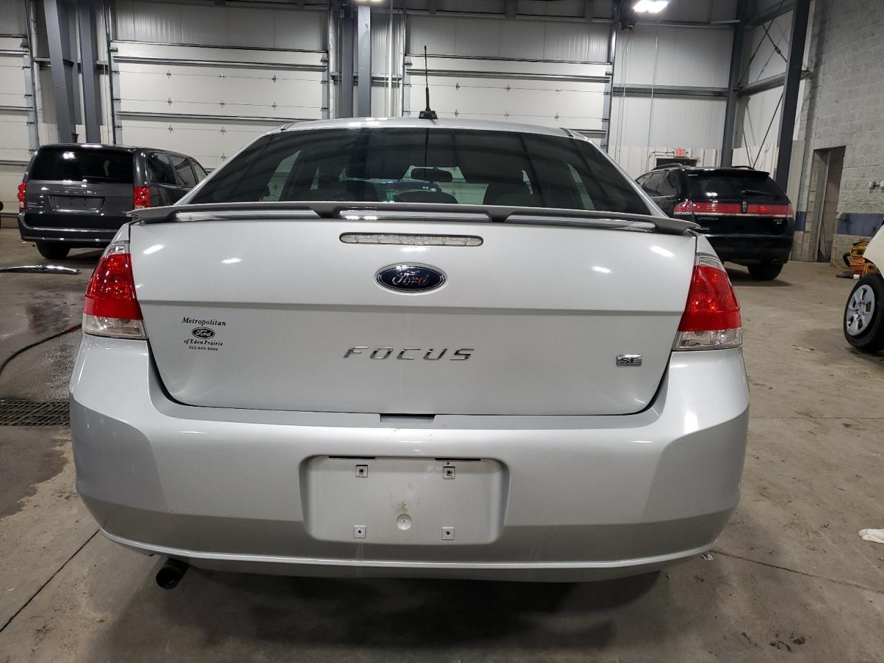2010 Ford Focus - Image 6