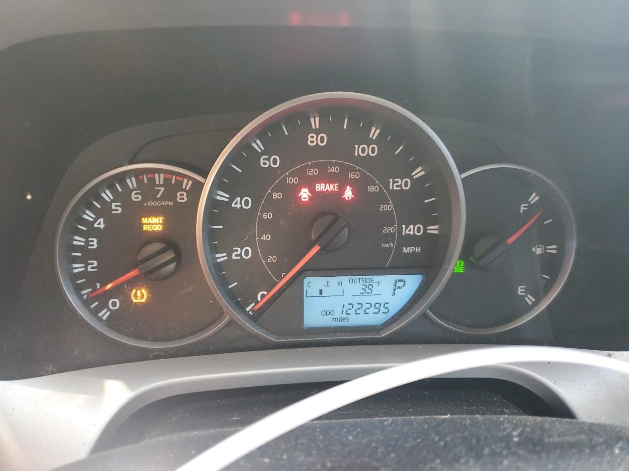 JTMBFREV3GJ086327 TOYOTA RAV4 2016