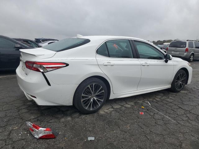  TOYOTA CAMRY 2020 Biały