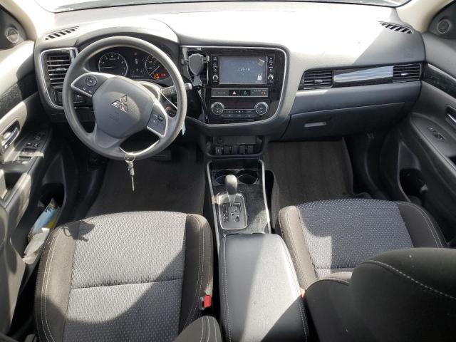  MITSUBISHI OUTLANDER 2019 Сріблястий