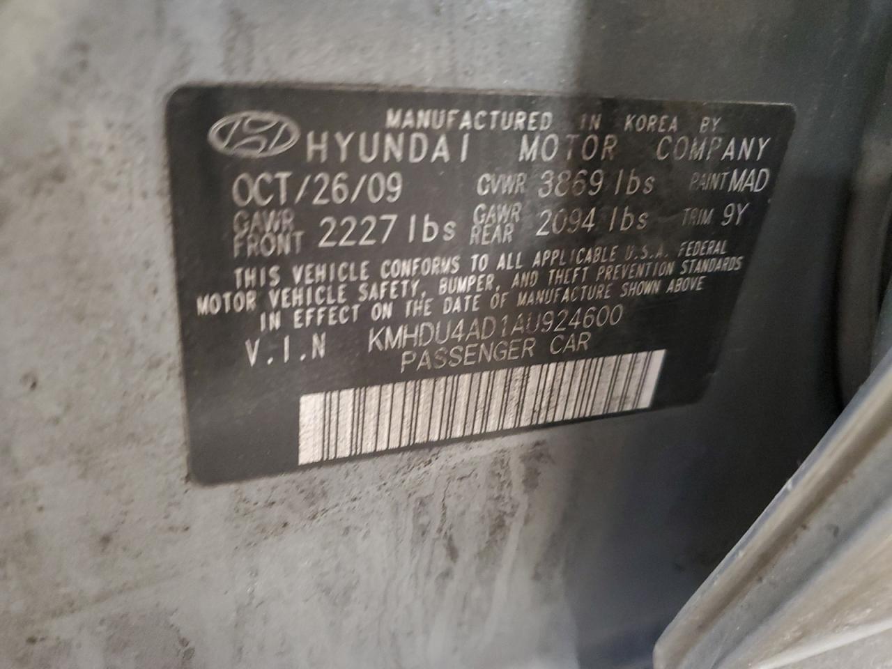 2010 Hyundai Elantra - Image 12