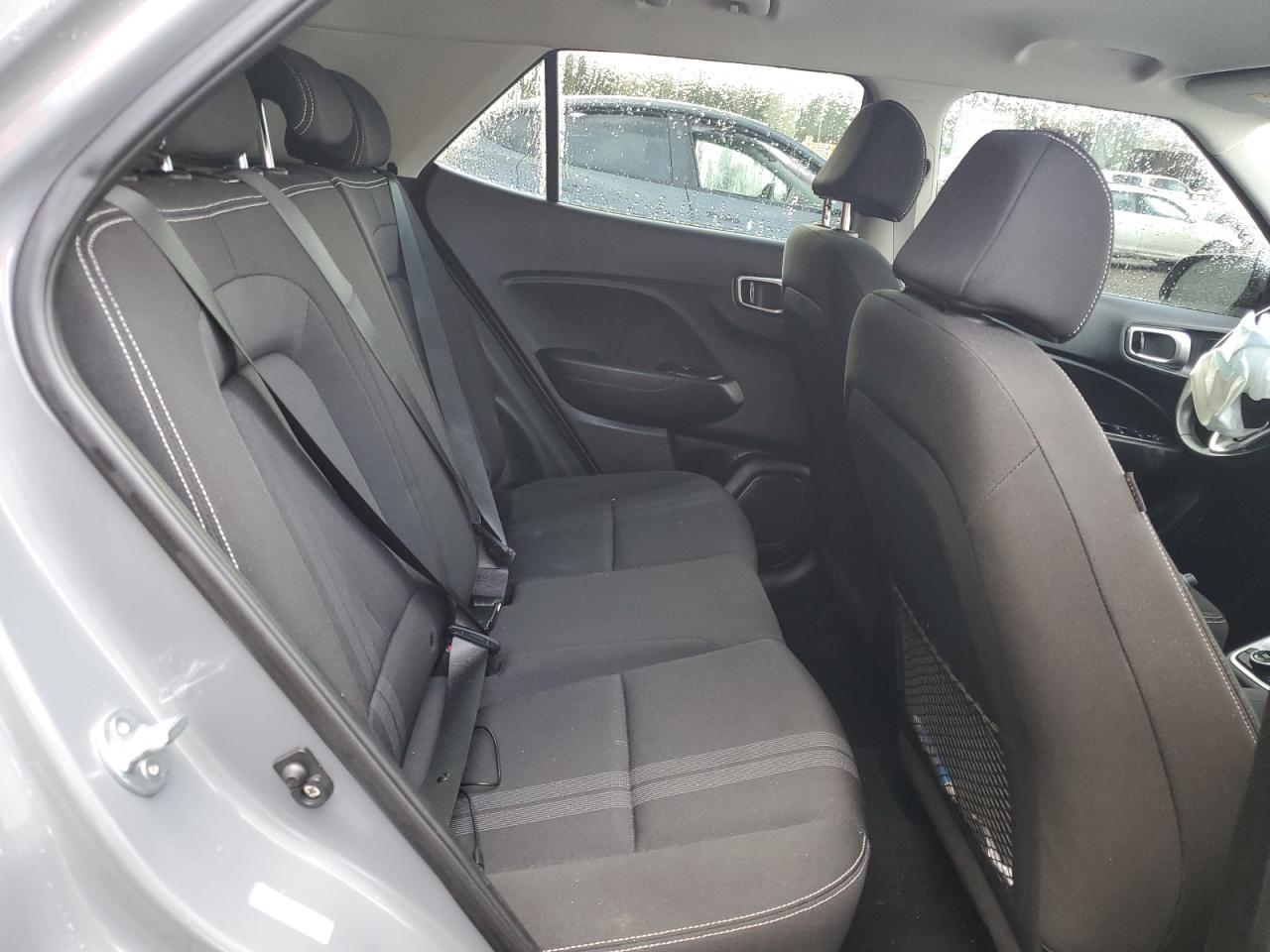 2021 Hyundai Venue - Image 11