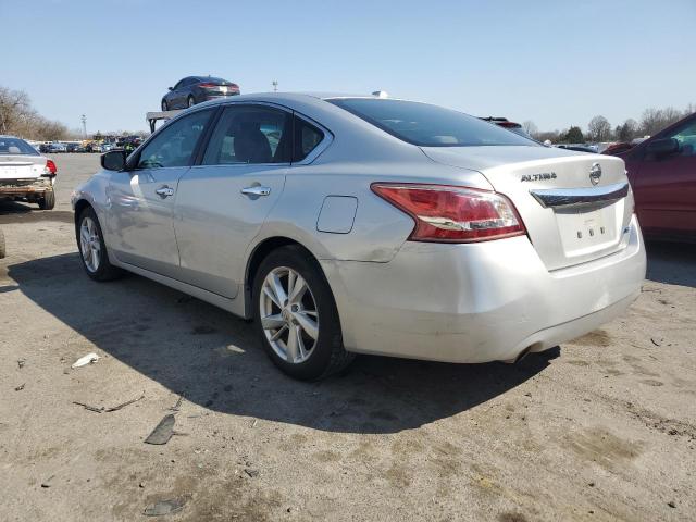 Sedans NISSAN ALTIMA 2013 Srebrny