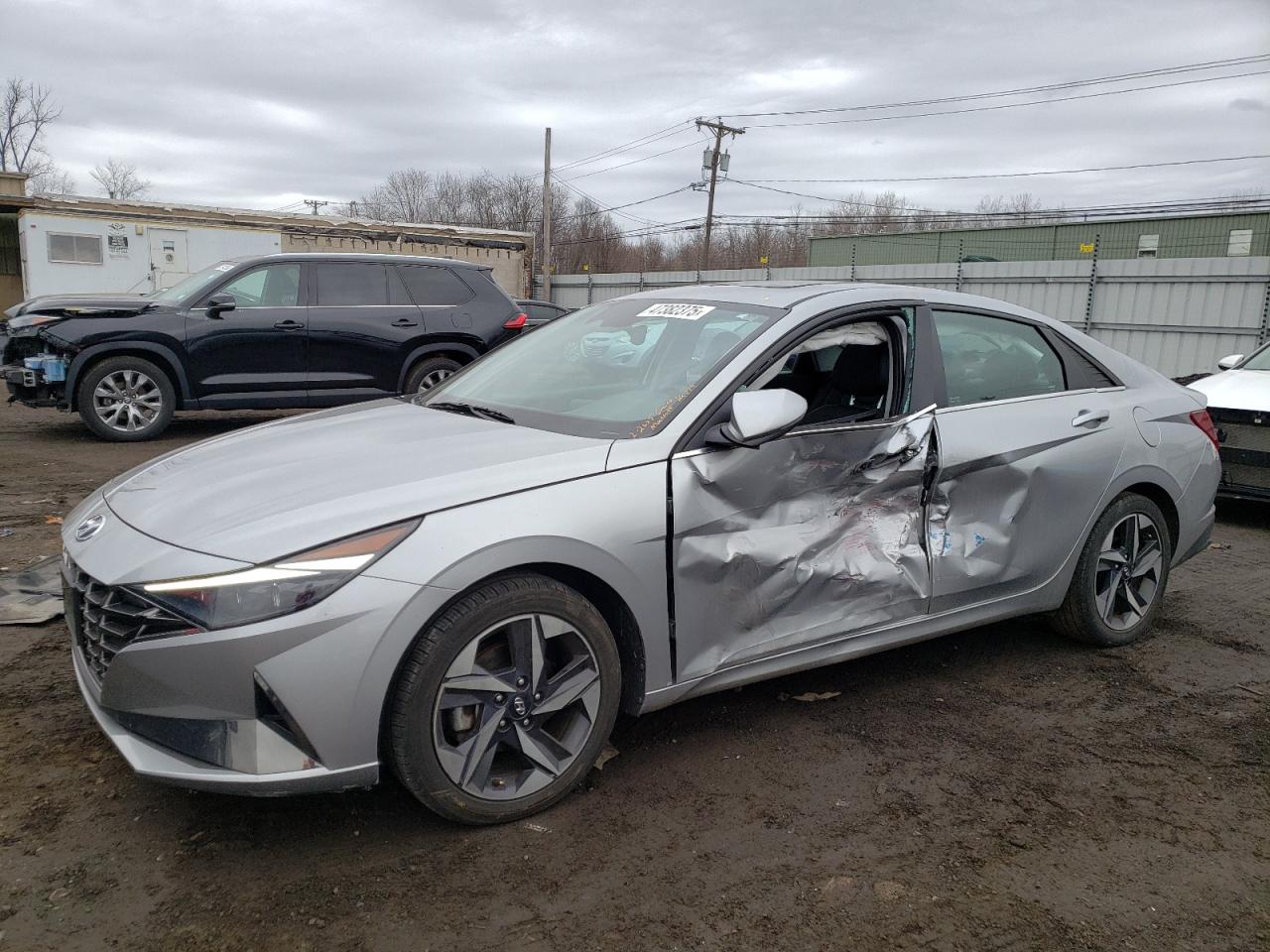 2022 Hyundai Elantra - Image 1