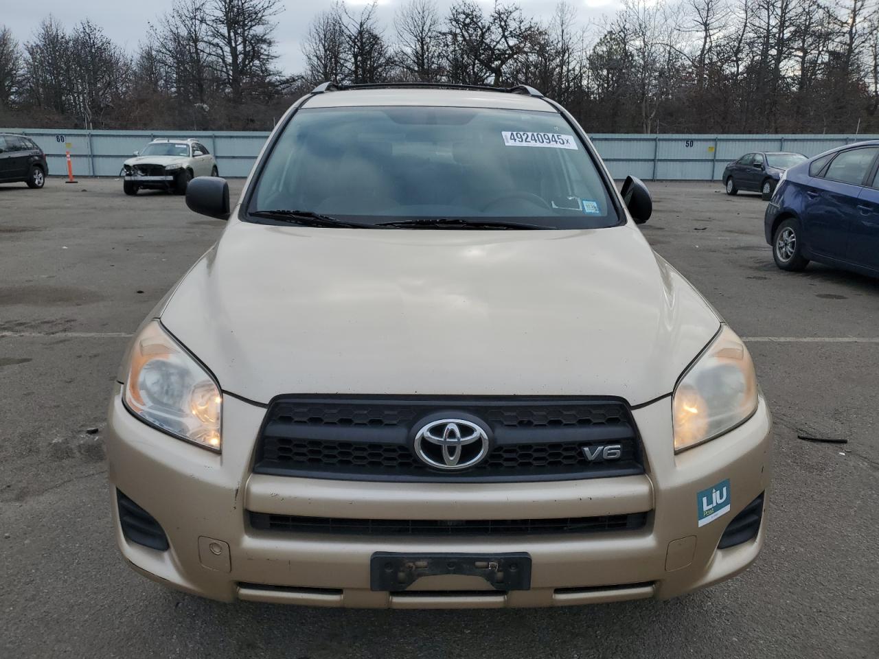 2010 Toyota RAV 4 - Image 5