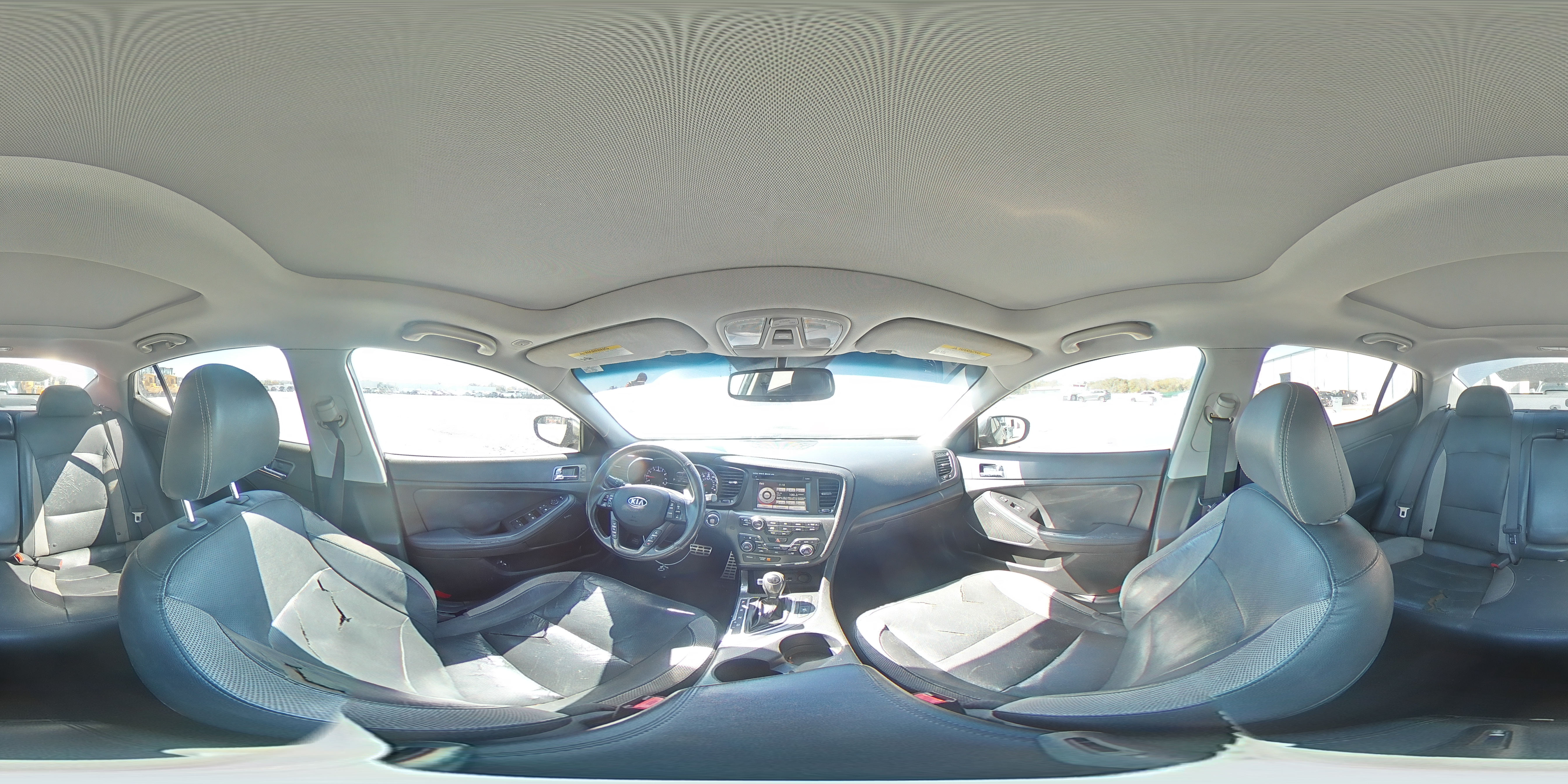 2012 Kia Optima - Image 13