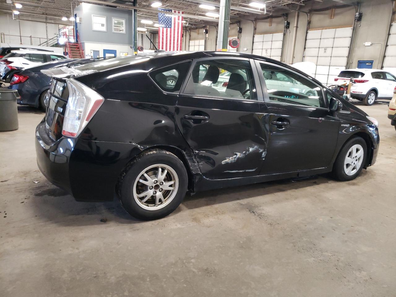 2010 Toyota Prius - Image 3