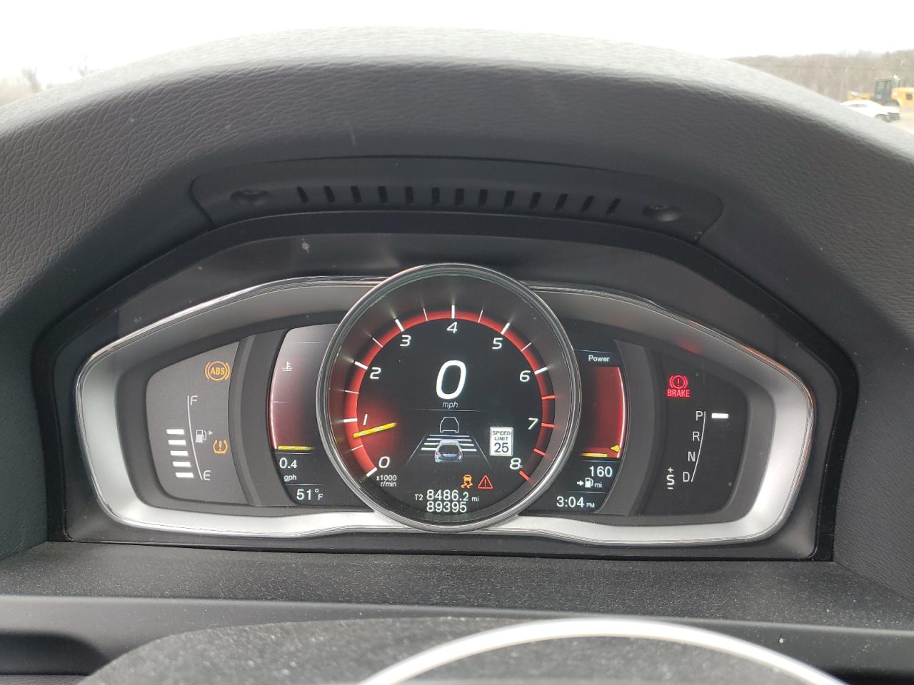 2016 Volvo V60 - Image 9
