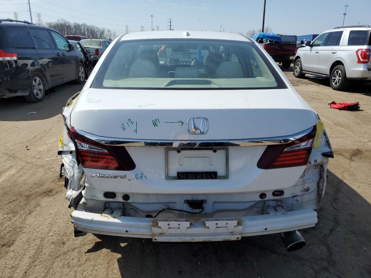 1HGCR2F74GA158625 HONDA ACCORD 2016