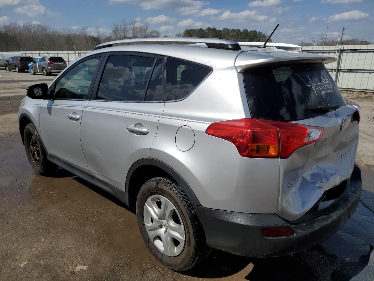 2015 Toyota RAV 4 - Image 2