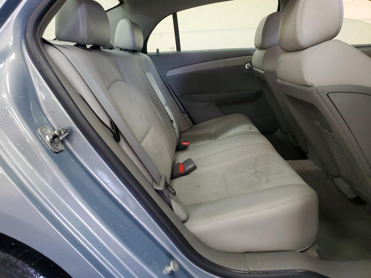 2009 Chevrolet Malibu - Image 10