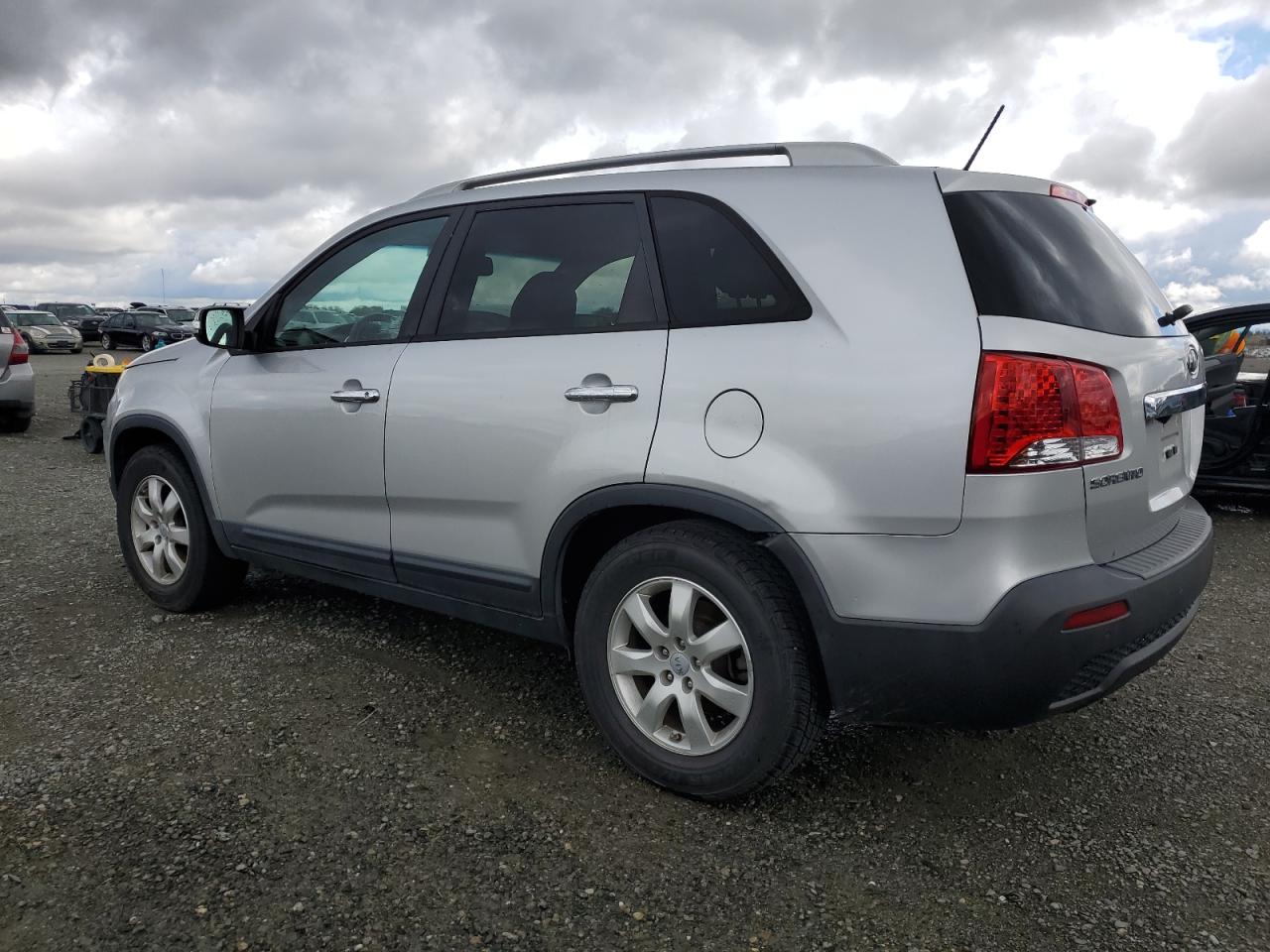2012 Kia Sorento - Image 2