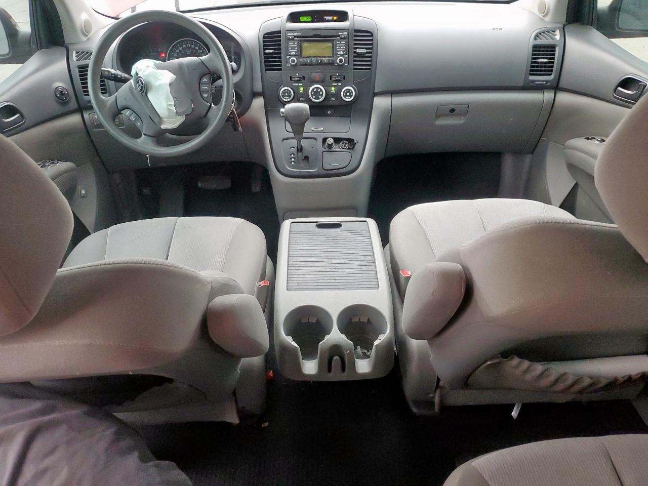 2014 Kia Sedona - Image 8