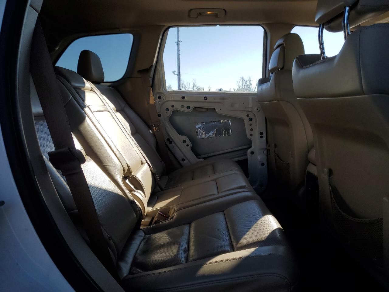 2015 Jeep Grand Cherokee - Image 12