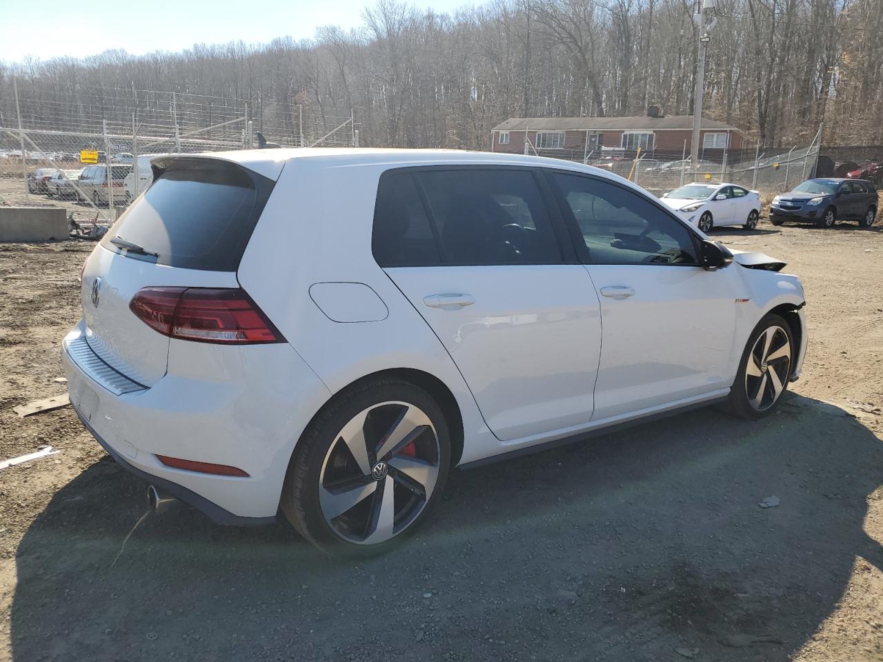 2019 Volkswagen GTI - Image 3