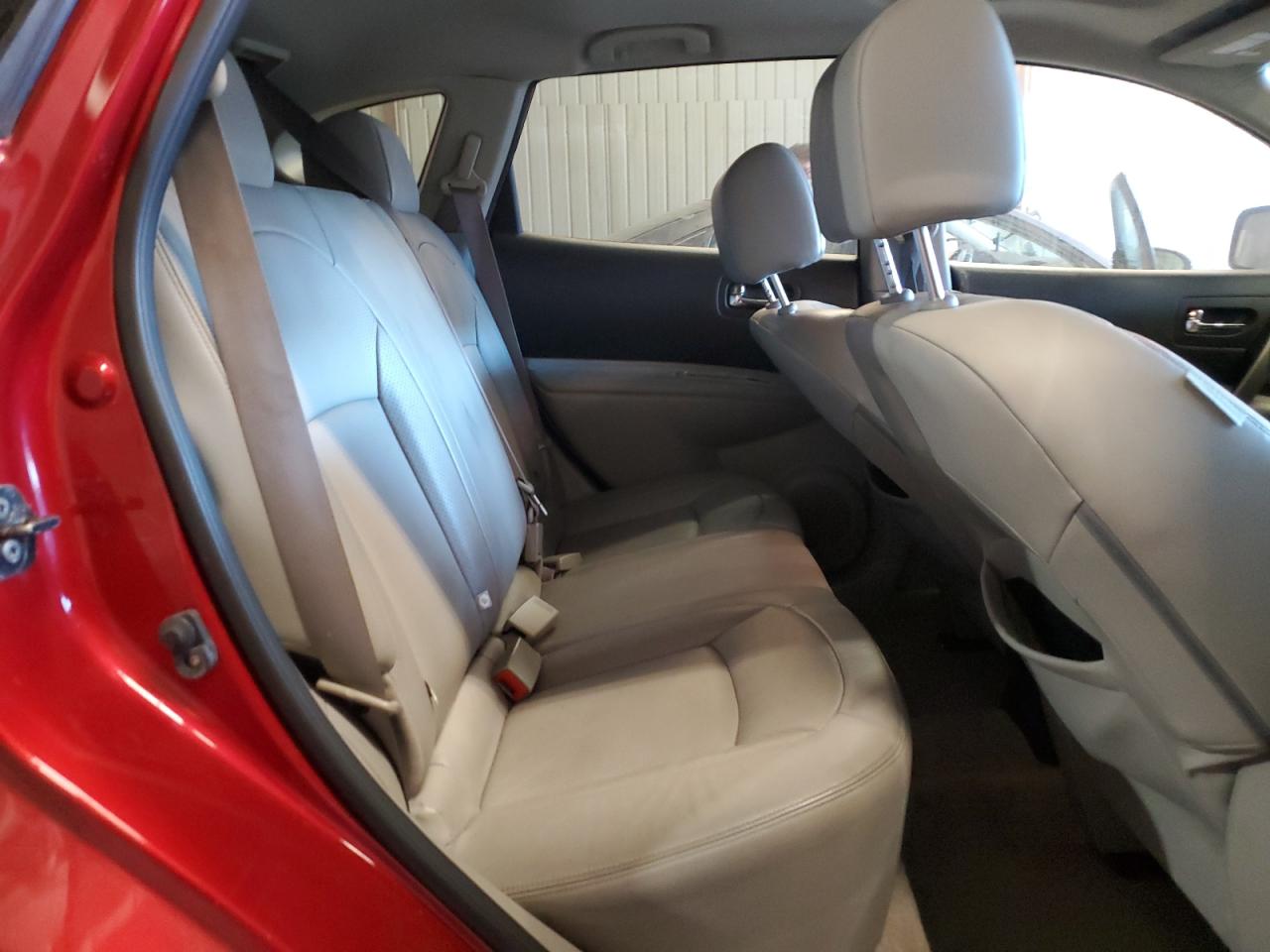 2013 Nissan Rogue - Image 11