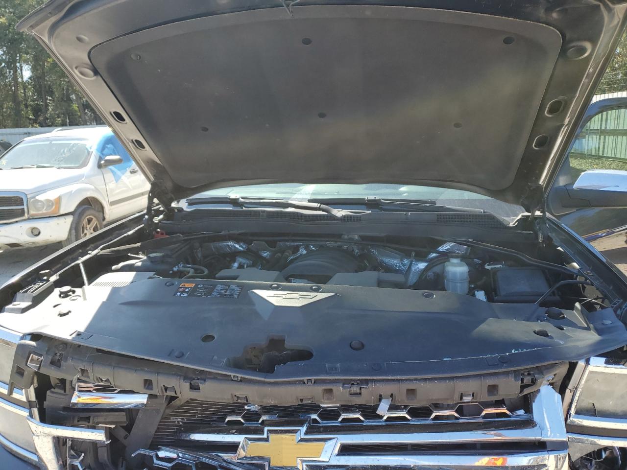 2014 Chevrolet Silverado - Image 11
