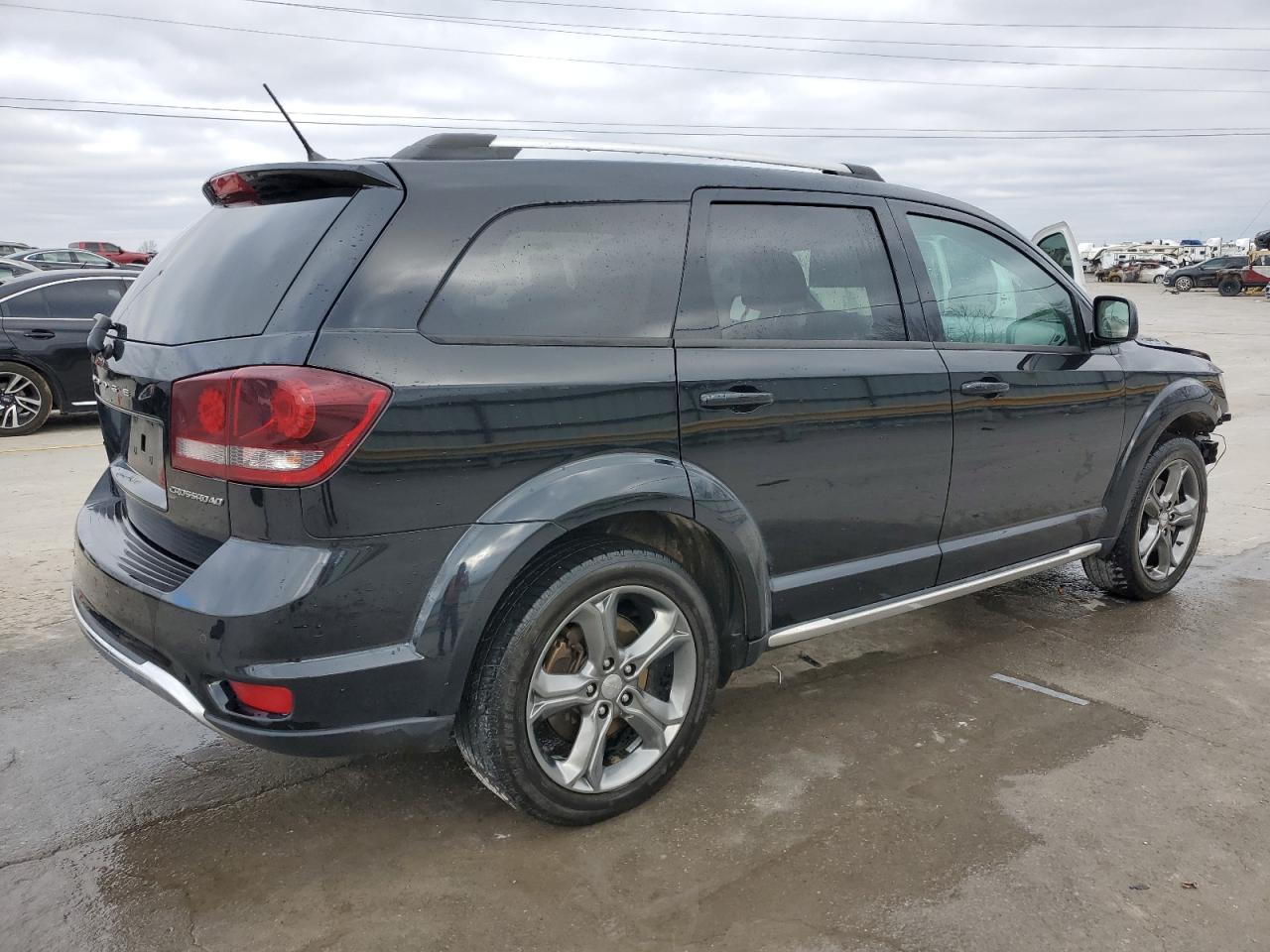 2017 Dodge Journey - Image 3