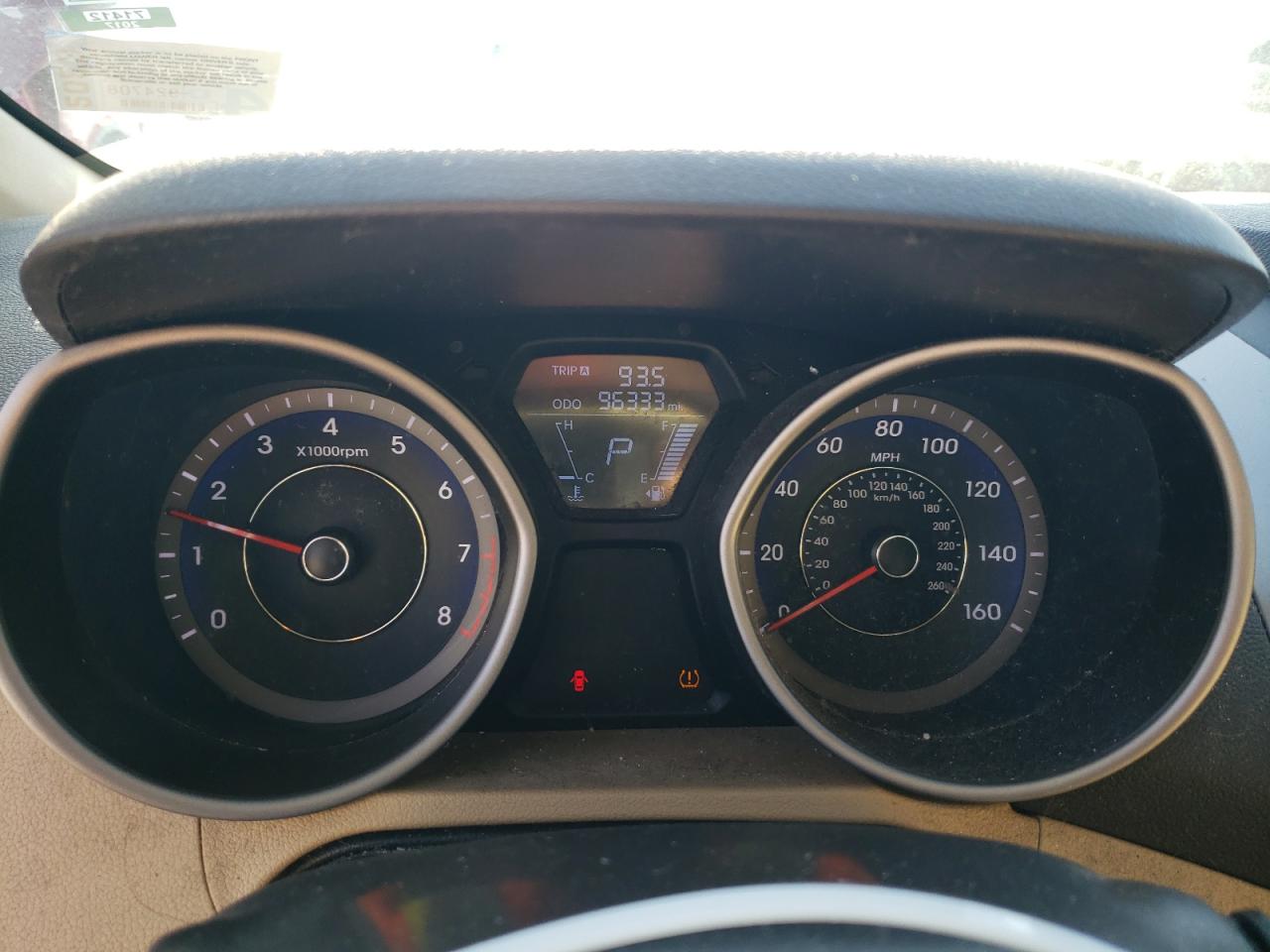 2011 Hyundai Elantra - Image 9