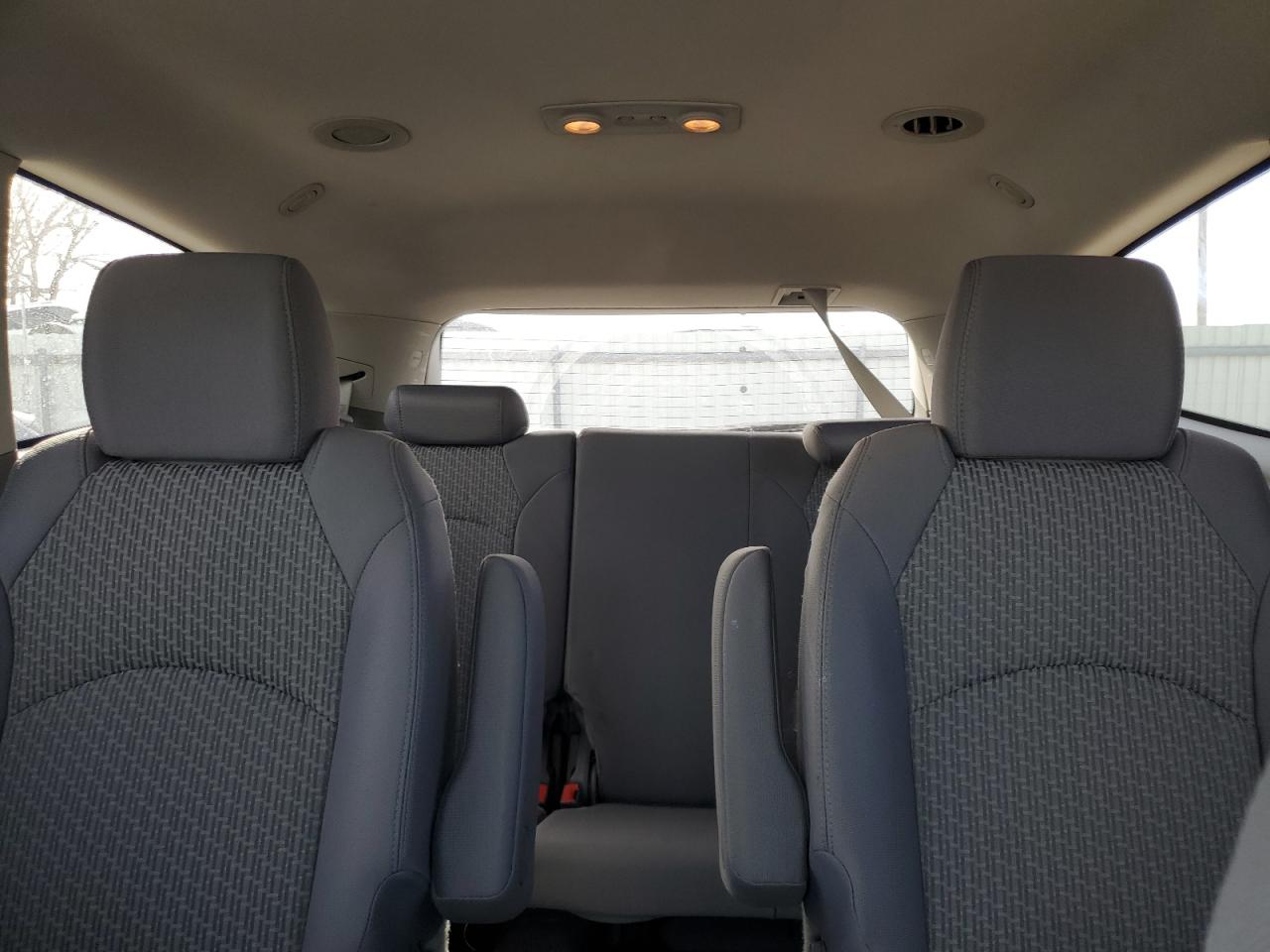 2011 Chevrolet Traverse - Image 10