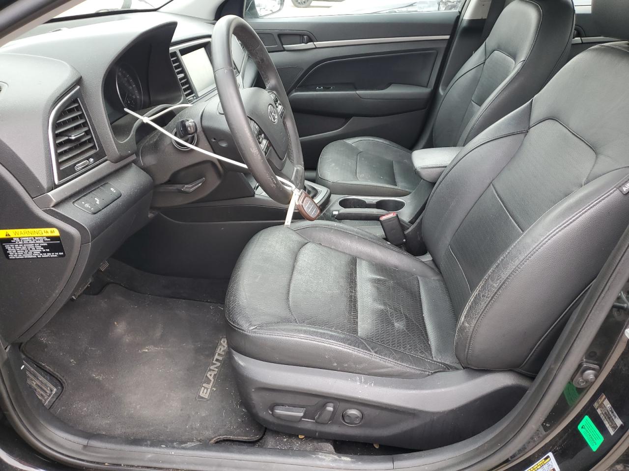 2017 Hyundai Elantra - Image 7