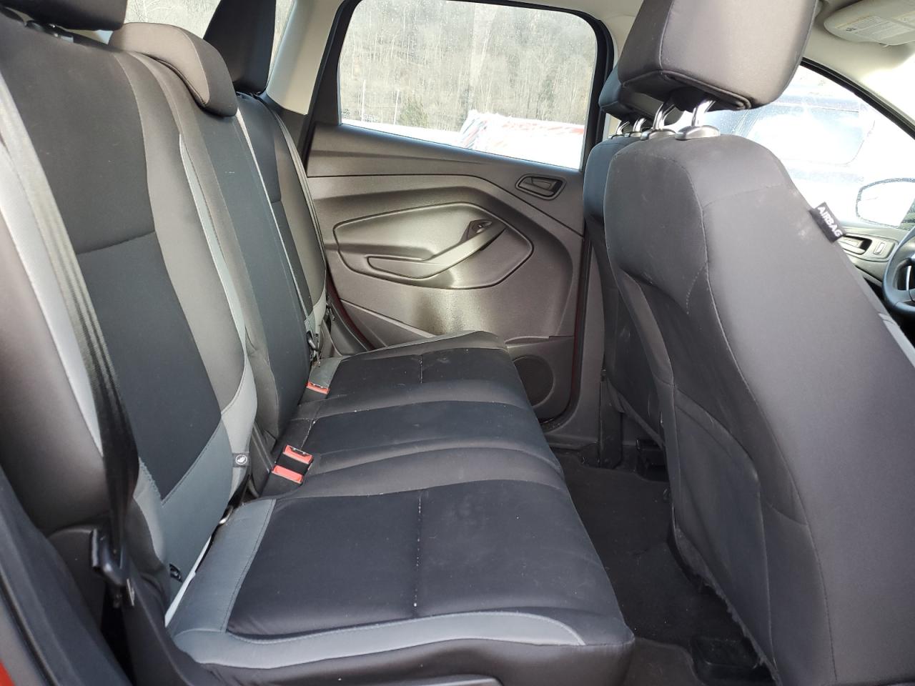 2015 Ford Escape - Image 11