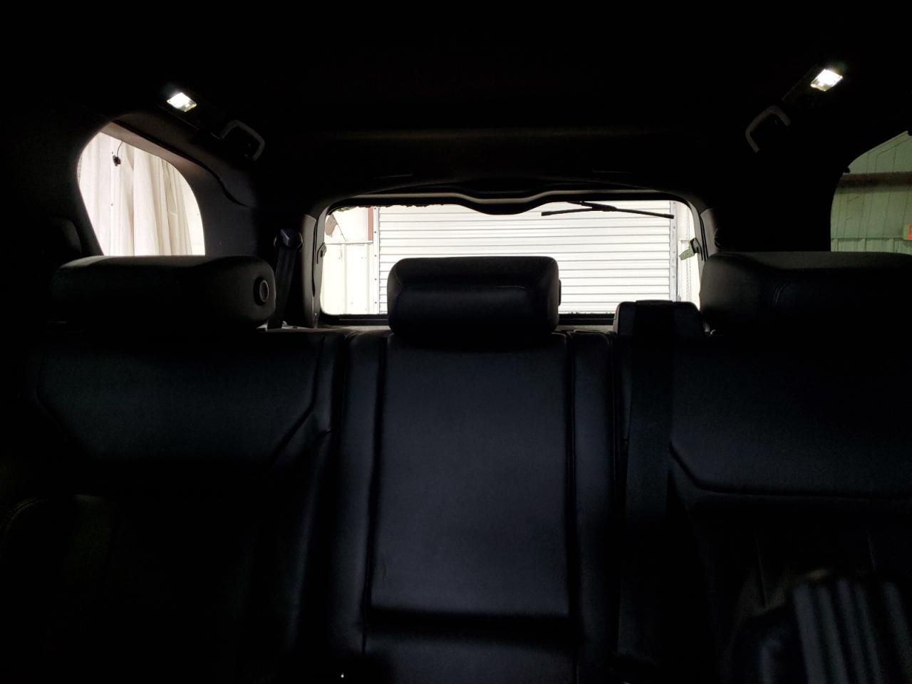 2020 Land Rover Discovery - Image 10