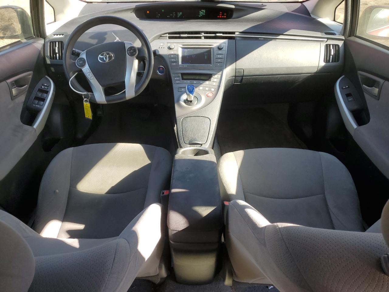 2014 Toyota Prius - Image 8