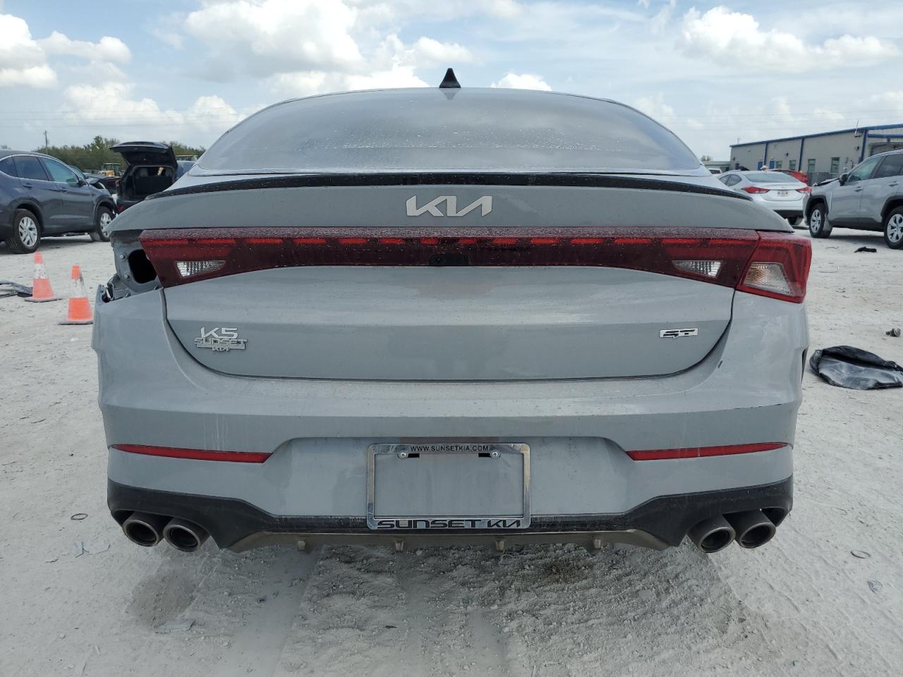 2024 Kia K5 - Image 6